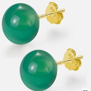 Elegant Green Jade Crystal Stud Earrings 8mm